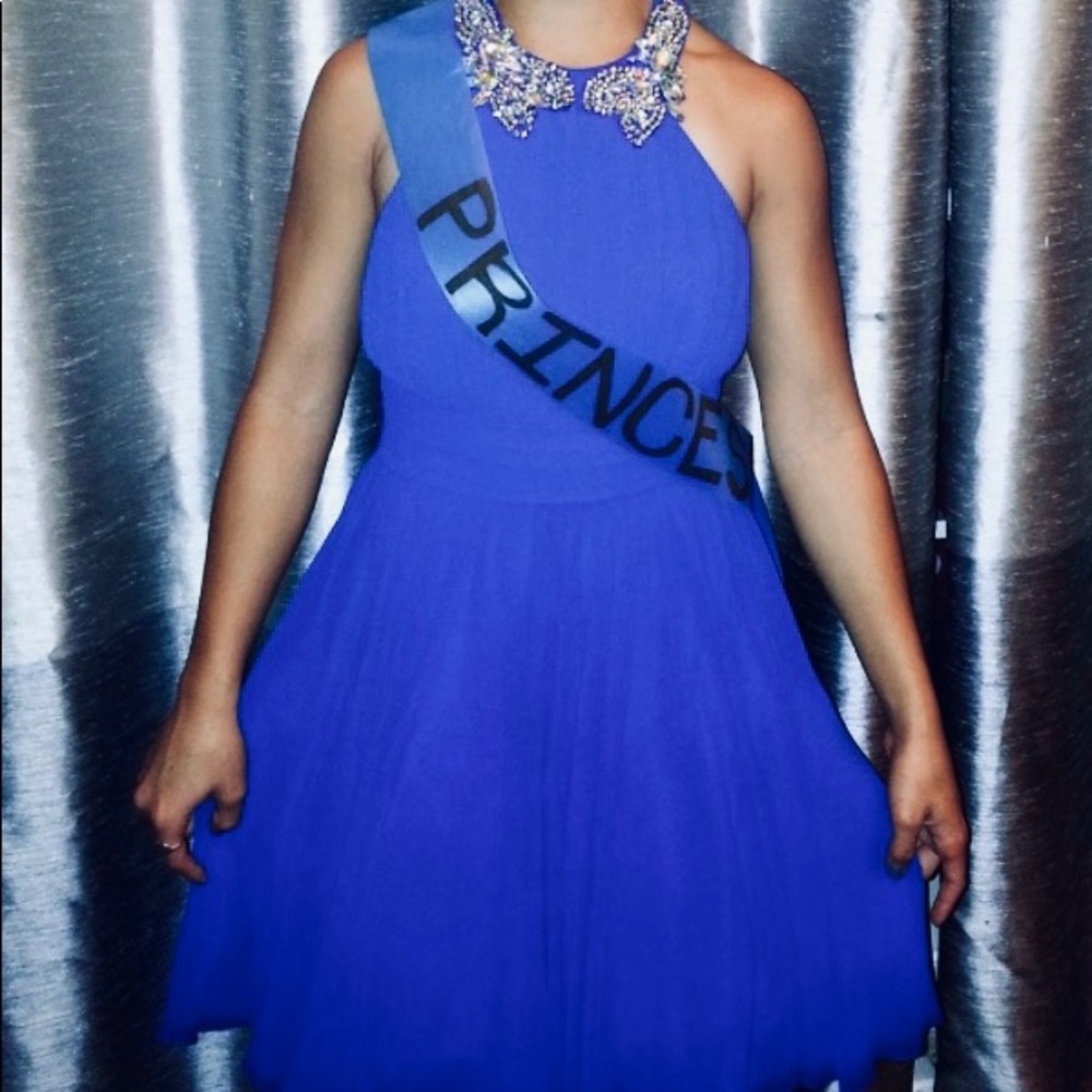 Blue dress